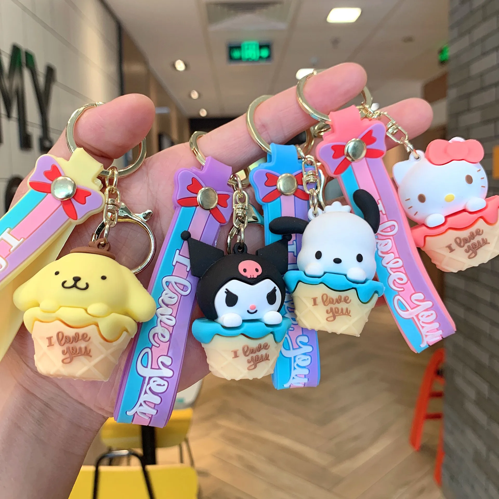 

Kuromi Cinnamoroll Pompompurin My Melody Hello Kitty брелок мультфильм мороженое милый питомец кукла брелоки креативные брелки подарок