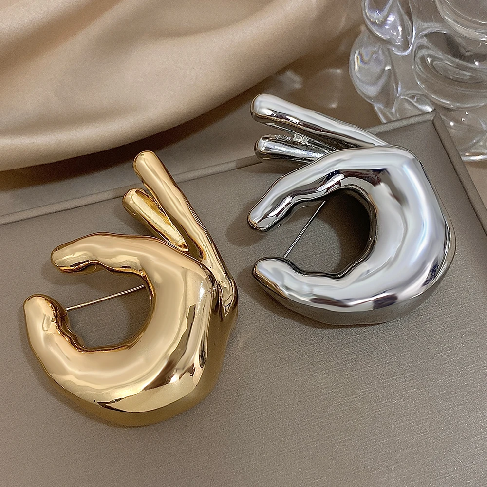 Trendy Hyperbole Metal OK Palm Hand Shape Large Broochs For Women Men Unisex Punk Unique Creative Suit Pin Jewelry Accessories