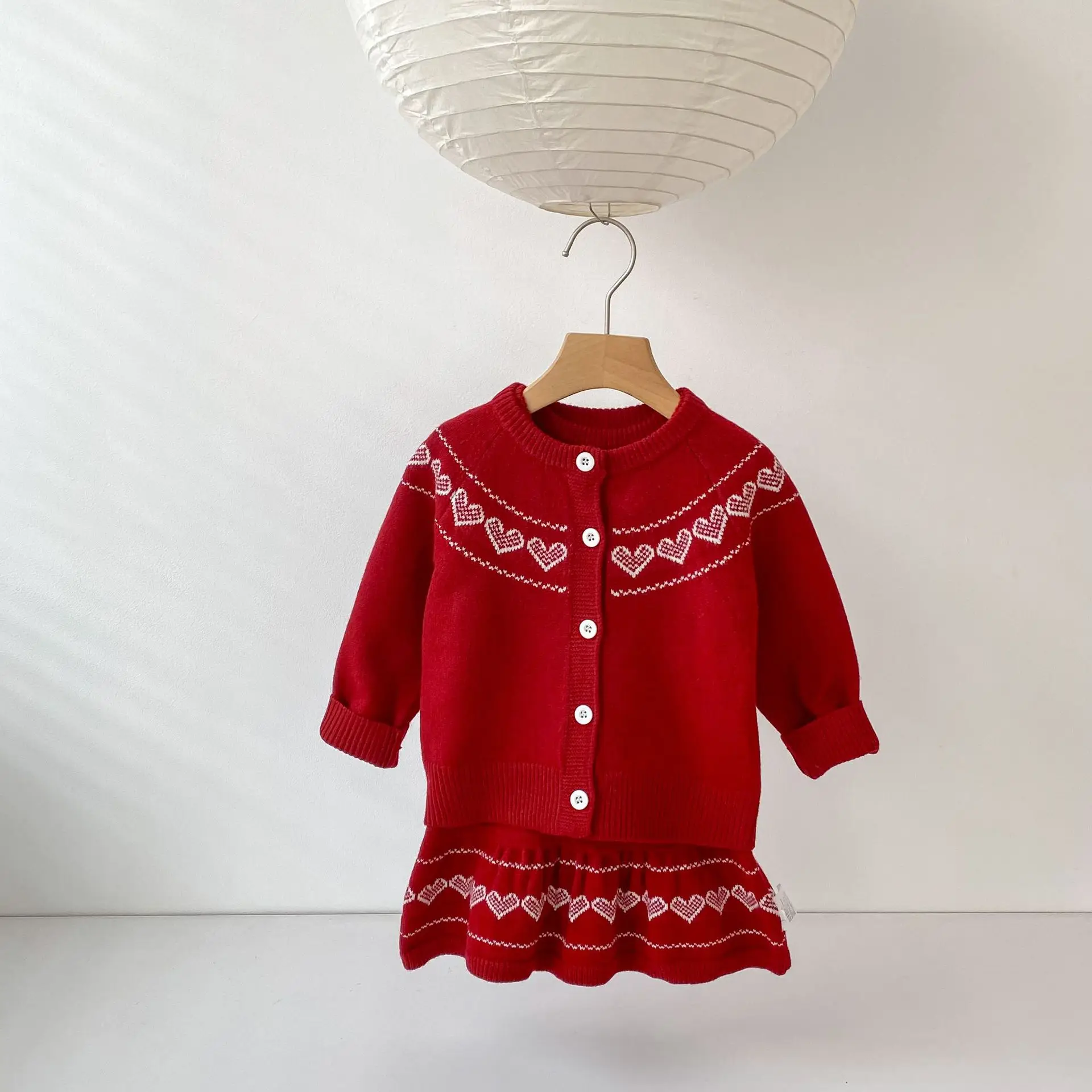 Spring and Autumn Children's Western Style Sweet Beauty Baby Knitted Fashionable Two piece Coat+Skirt