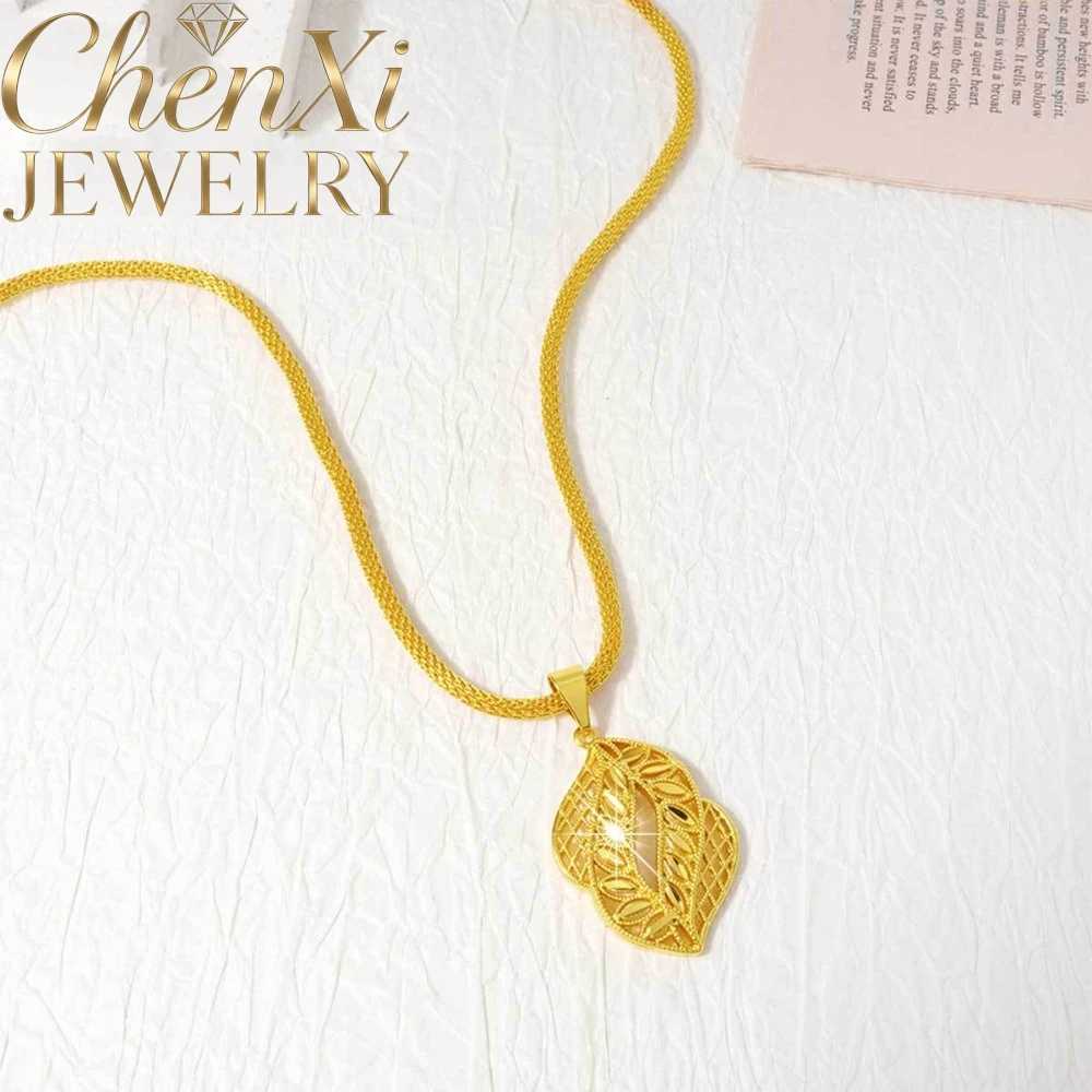 Sand Gold Leaf Openwork Pendant Delicate Nature Charms Elegant Accessory Daily Jewelry Unique Sexy Fine Exquisite Popular Gift