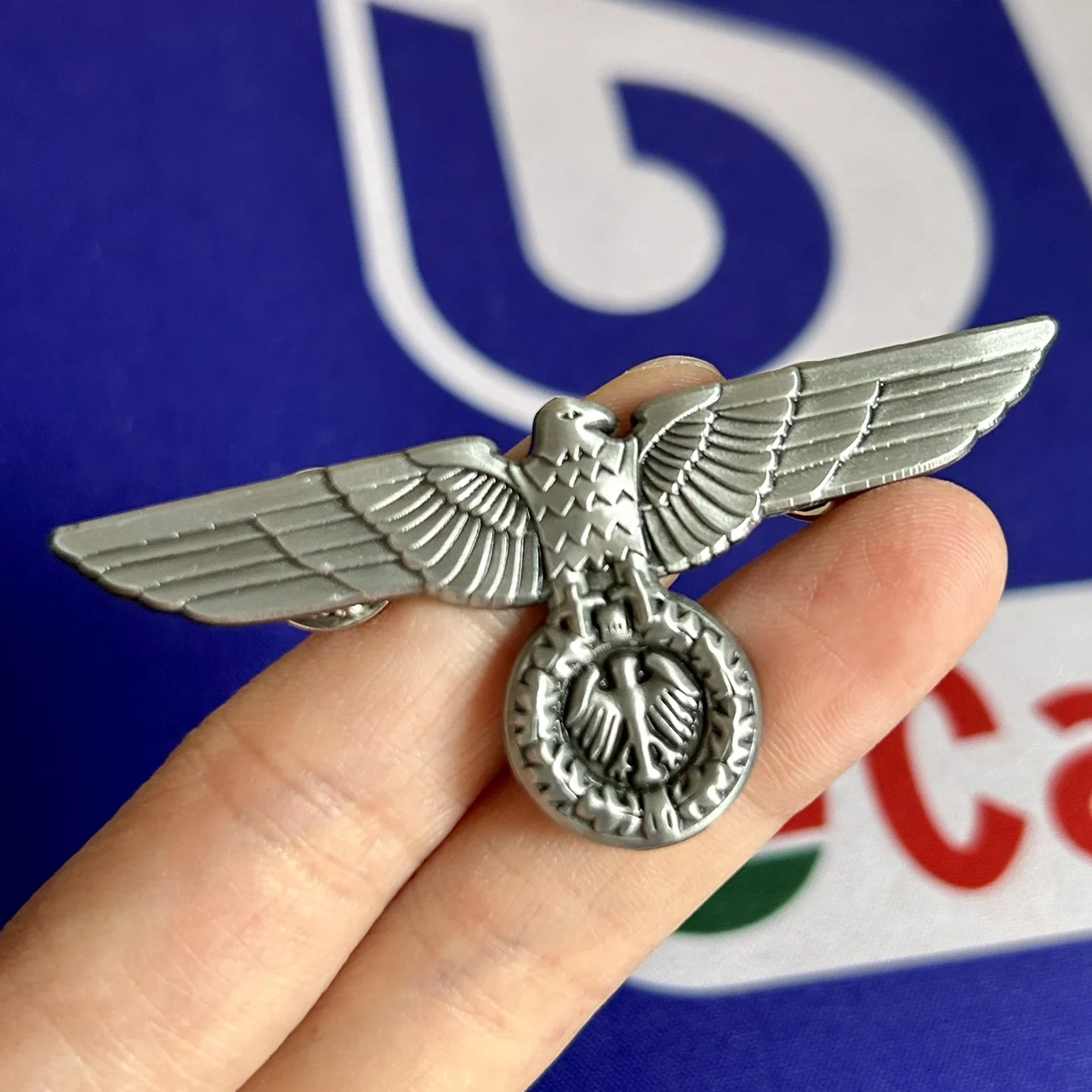 ألمانيا النسر شارة دبوس فراشة مشبك شارة معدنية على ظهره بروش اكسسوارات الديكور الحرفية