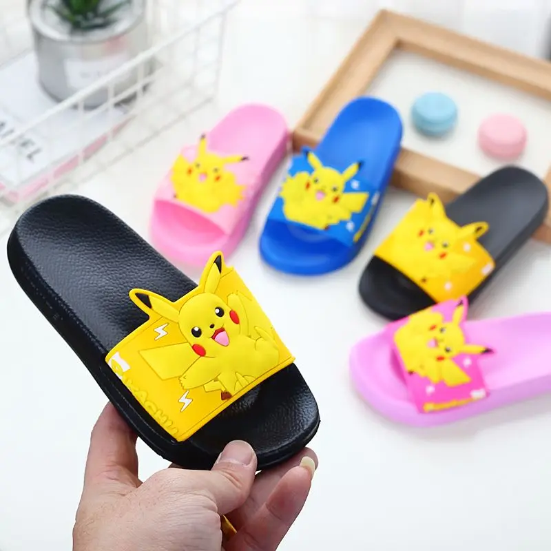 Pikachu-Pantoufles coordonnantes pour enfants, chaussures d'été pour enfants, hommes et femmes, bébé, maison, loisirs, oliganti-dérapant, 5 ans, 2024