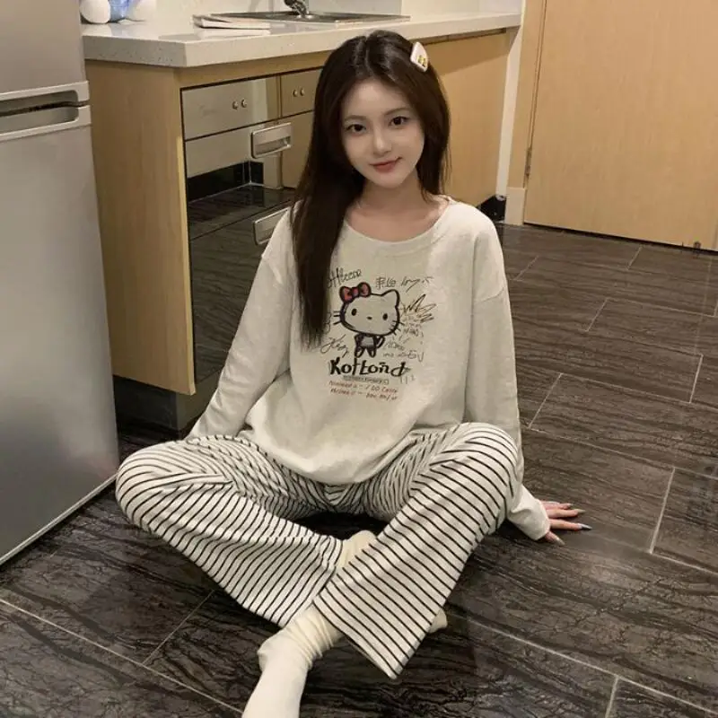 حار أنيمي مرحبا كيتي جديد المرأة منامة في سن المراهقة ملابس كاجوال الكرتون القط Kawaii نمط ملابس المنزل الفتيات طويلة الأكمام بنطلون