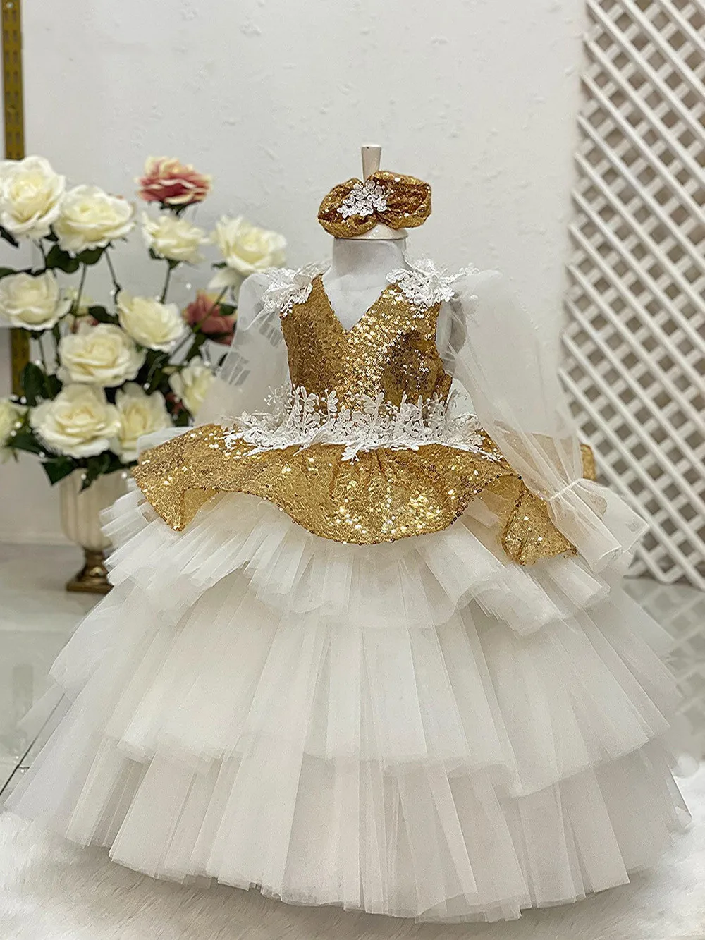 

Gold Sequined Flower Girl Dress Puffy Tulle Ball Gown Baby Girls Birthday Dress Child Wedding Party Dress First Communion