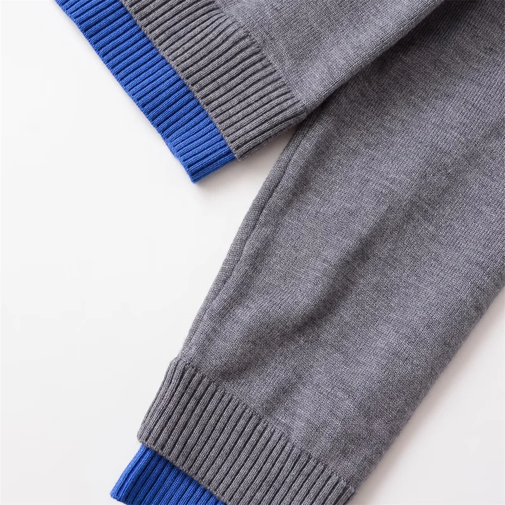 เสื้อคาร์ดิแกนถักแบบมีซี่โครง แขนยาว คอทรงกลม สไตล์มินิมอลใหม่สำหรับผู้หญิง ติดกระดุมแถวเดียว แต่งผ้าแบบแพทช์เวิร์ค