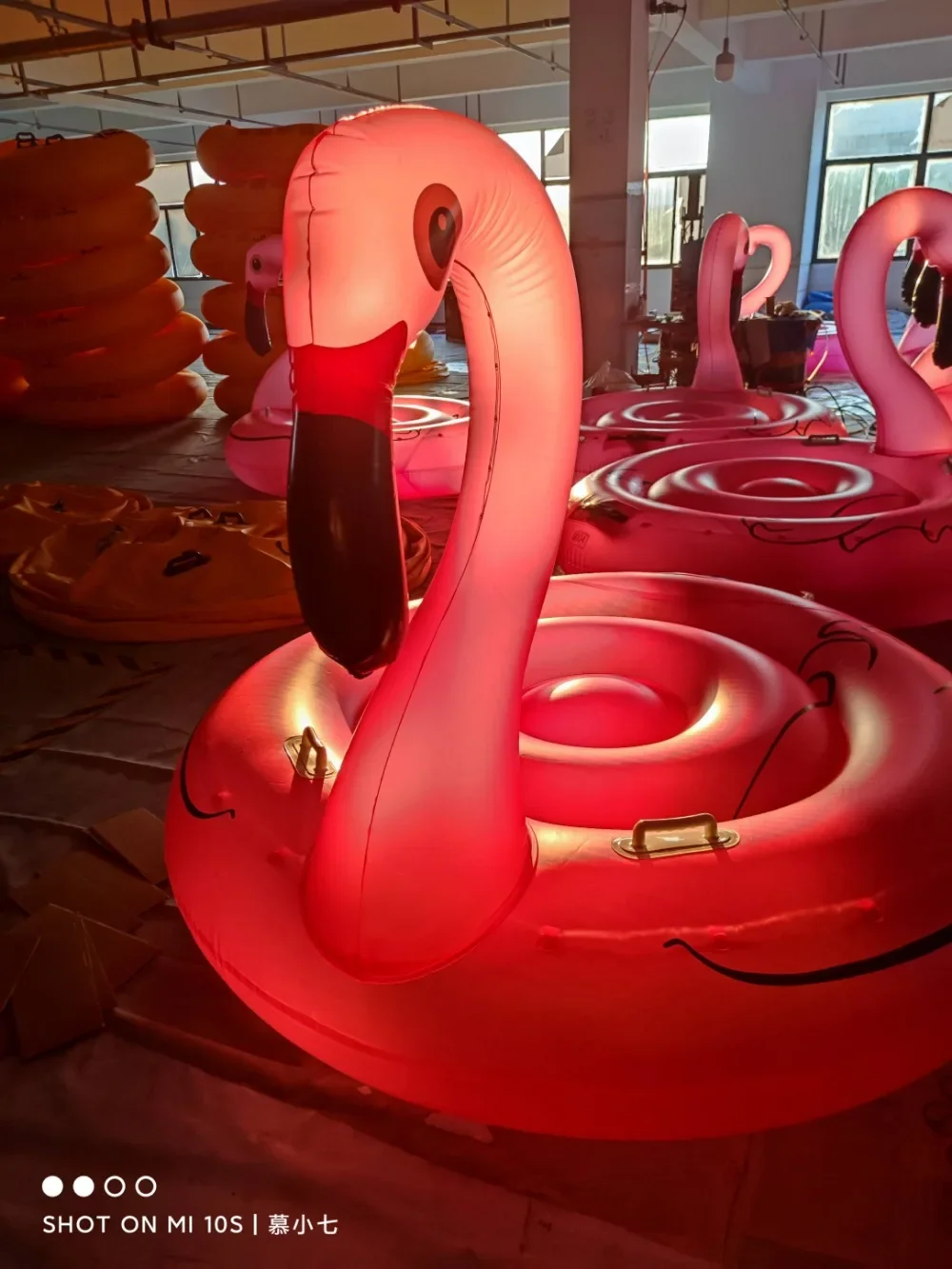 Flamingo float verão mais quente rosa tubo de jangada inflável acessório de piscina confortável para brincar aquático