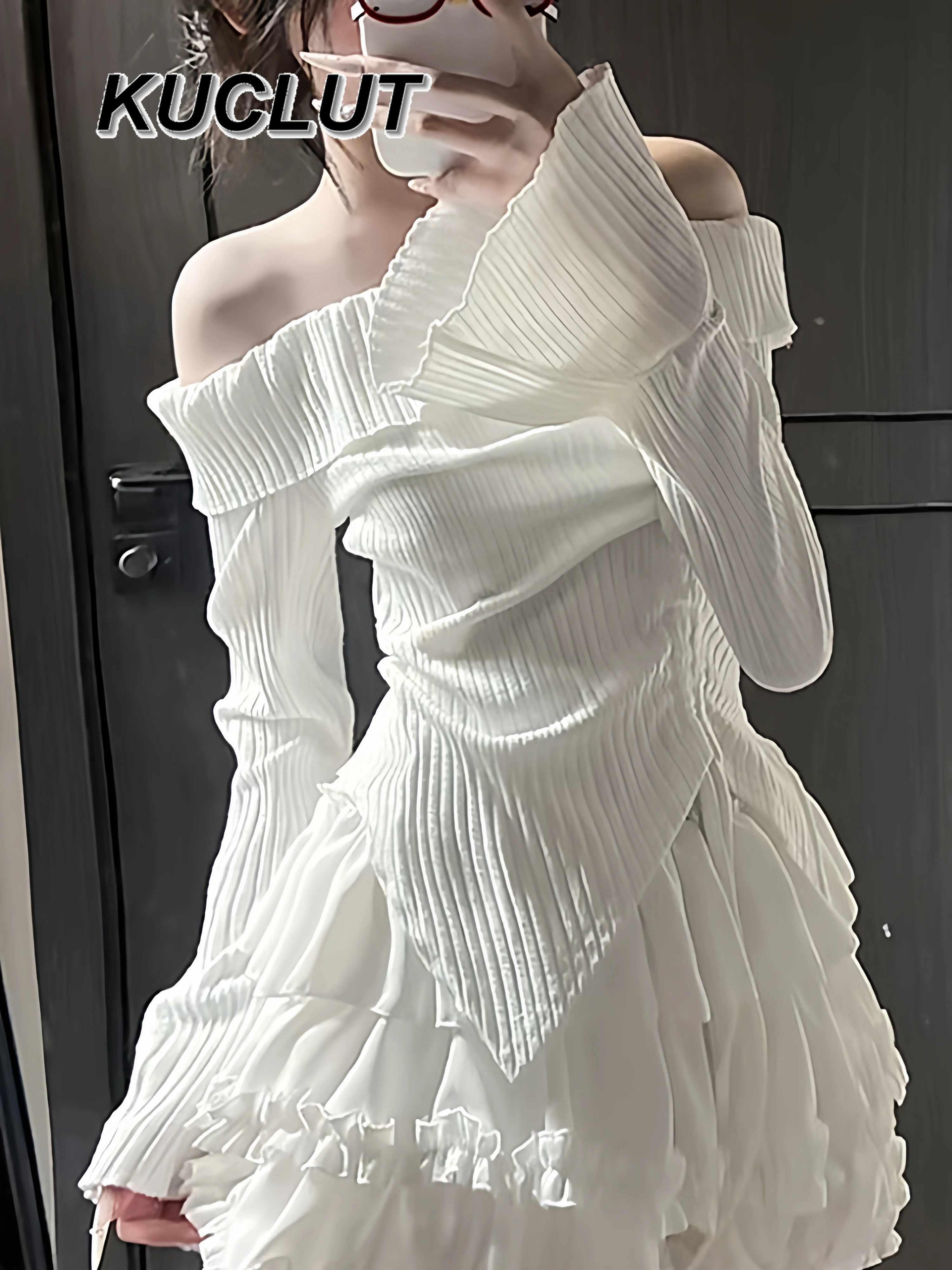 

Женские милые комплекты одежды, осенне-зимний белый топ с открытыми плечами нестандартной формы и юбка-тортик, комплект из двух предметов для девочек