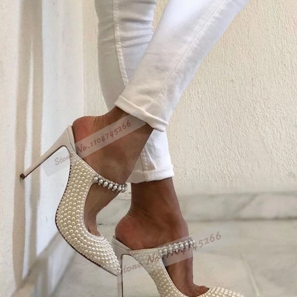 Weiße Perlen-Spitzpumps mit hohem Absatz, Glitzer-Silber-Kristallriemen, moderne Slipper, Outdoor-Slip-Ons, Schmuck-Perlenbesetzte Pumps