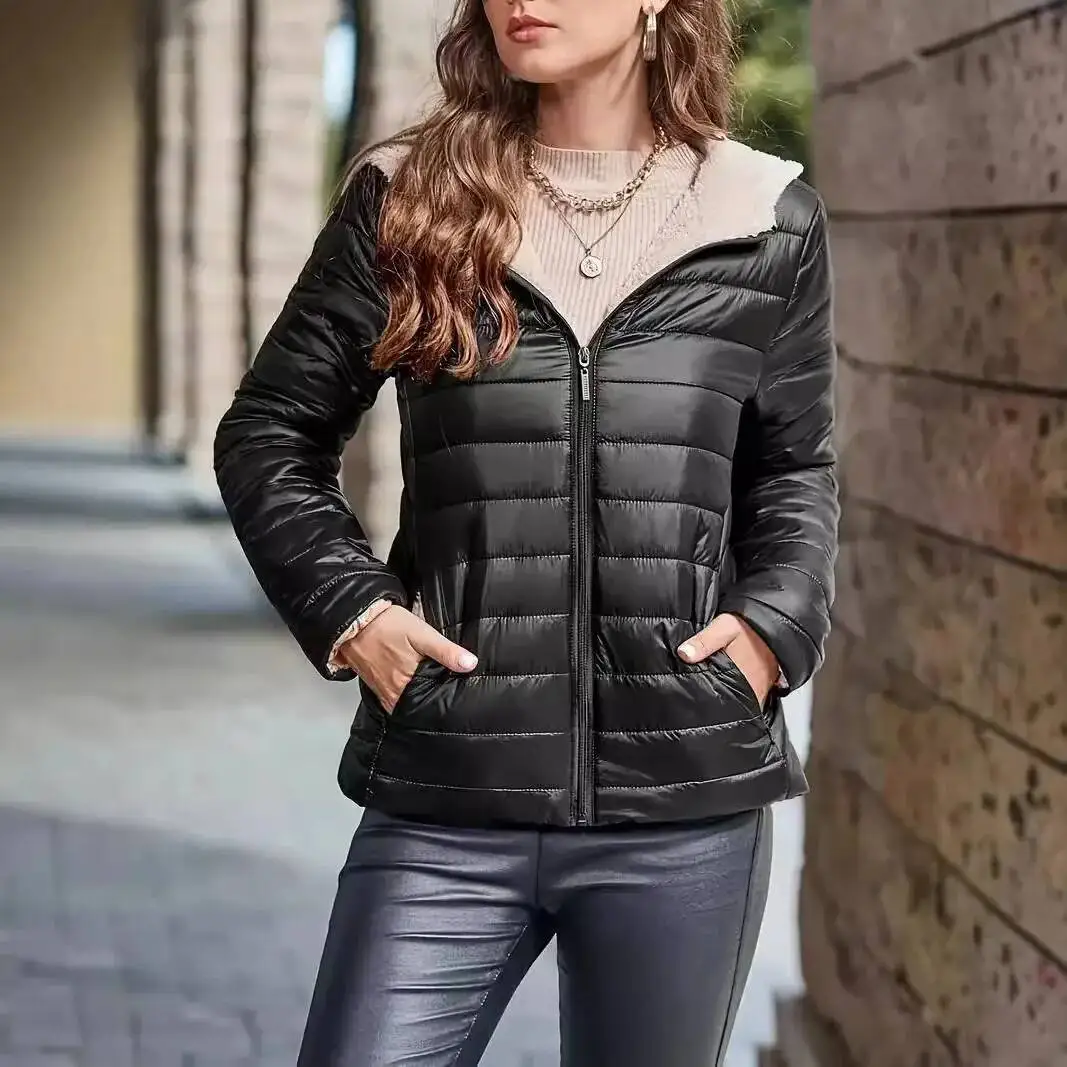 

2025 Autumn Winter New Fashion Short Women Casual Hoodie Coat Warm Female Imitation Lamb Velvet Jacket
