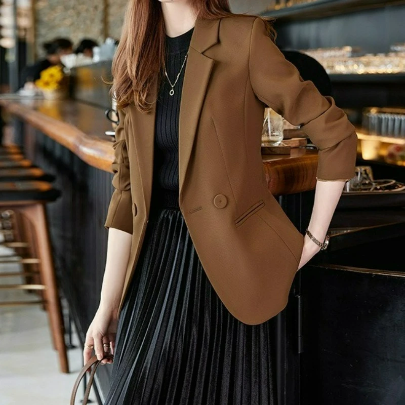 

2025 New Casual Small Suit Jacket Women Clothing Spring Autumn Double Breasted Office Lady Elegant Blazers Female Tops Outerwear