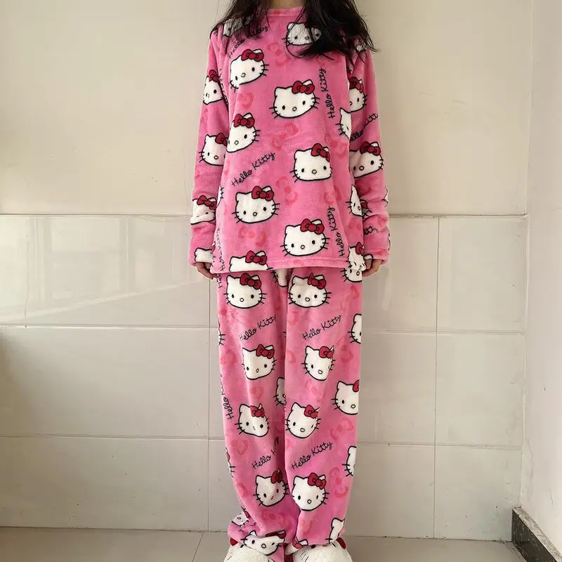

Autumn and Winter Cartoon Cute Women's Home Suit Set KT Cat Flannel Long Pants Long Sleeved Casual Two-piece Set