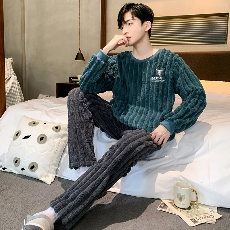 Baju Tidur Flanel Musim Dingin Fashion Korea untuk Pria 2 Buah Set Piyama Pakaian Tidur Pjs Hangat Bulu Karang Pria Piyama Homme