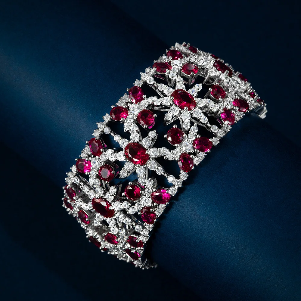 

New S925 silver egg shaped 5 * 7 imitation pigeon blood ruby 1 carat palace style luxury bracelet wedding jewelry