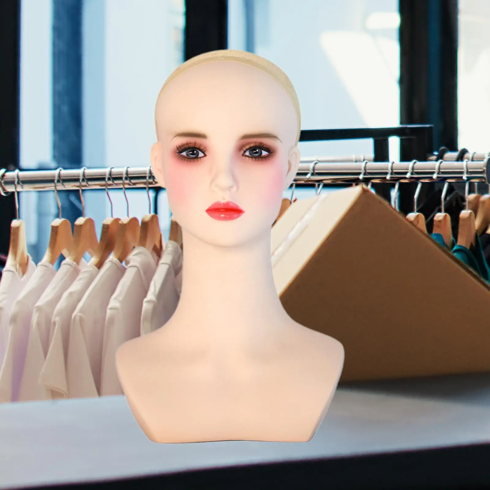 رأس عارضة أزياء للتجميل مع قبعة شعر مستعار، تمثال نصفي مجوهرات متعدد الأغراض مع حامل رأس شعر مستعار للمكياج لقلادة النظارات الشمسية
