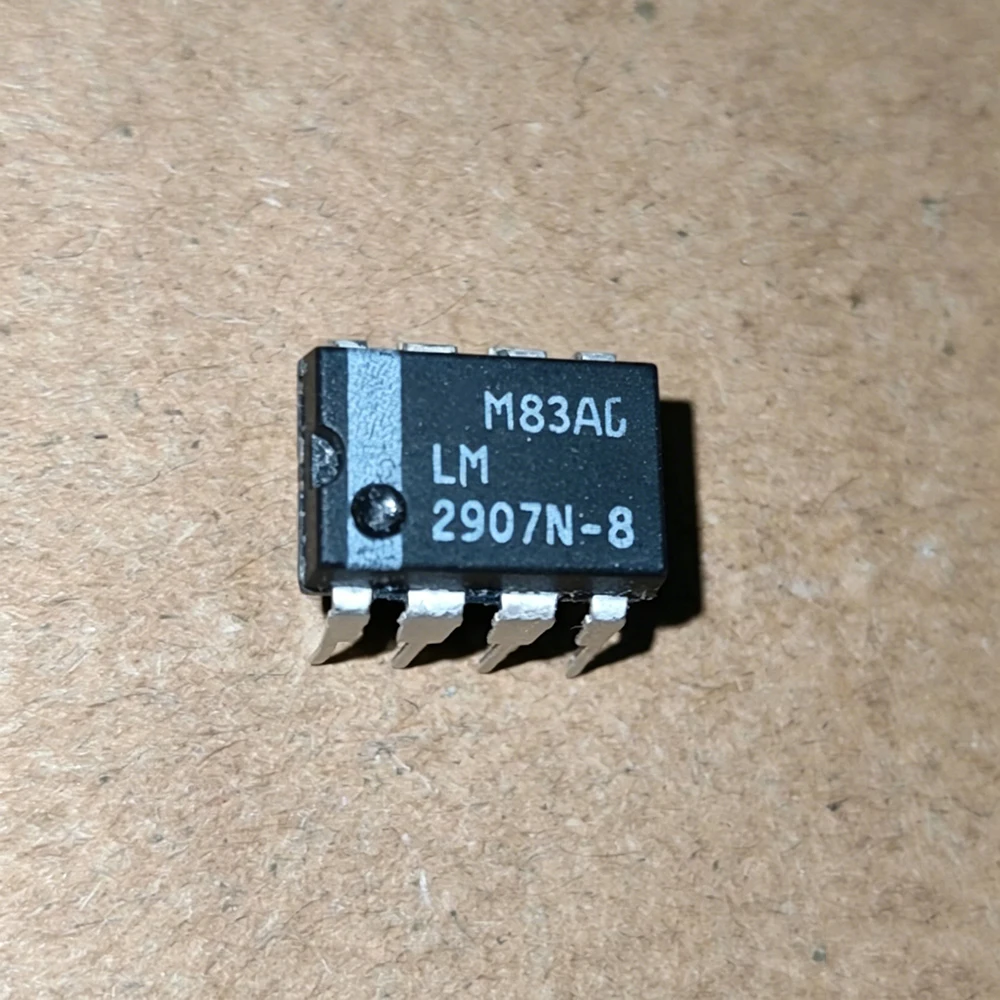 LM2907N-8 LM2917N-8 LM308N LM318P LM331N LM358P LM311P LM567CN LM6142BIN LM6172IN LM709CN-8 LM741CN Chip Wholesale 10pcs/lot