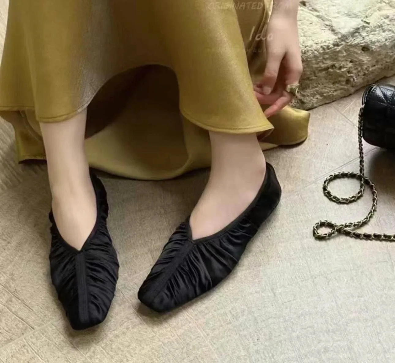 

Женские шелковые лоферы Maxdutti Italy, минималистичные французские супермягкие плиссированные туфли-лоферы 2026