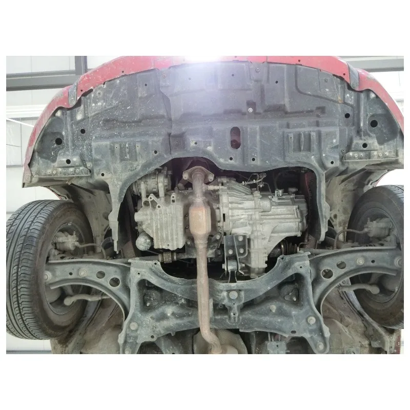 คุณภาพสูงภายใต้Engine Guard Mudguard Board Splash ShieldโคลนFenderแผ่นสําหรับToyota YARiS Cross 2014-2022
