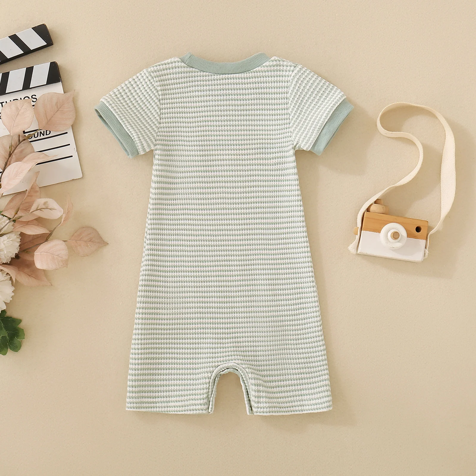 Tutina estiva neutra per neona - Baby Products On Sale recensione e prezzo