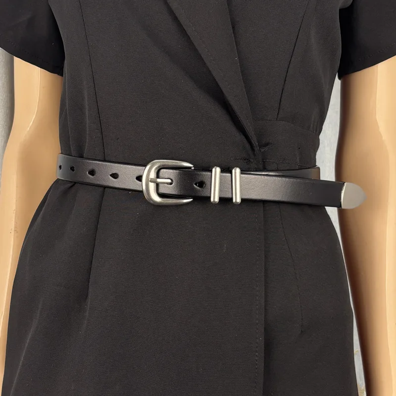

Fashionable retro silver buckle leather belt with a premium first layer of cowhide belt