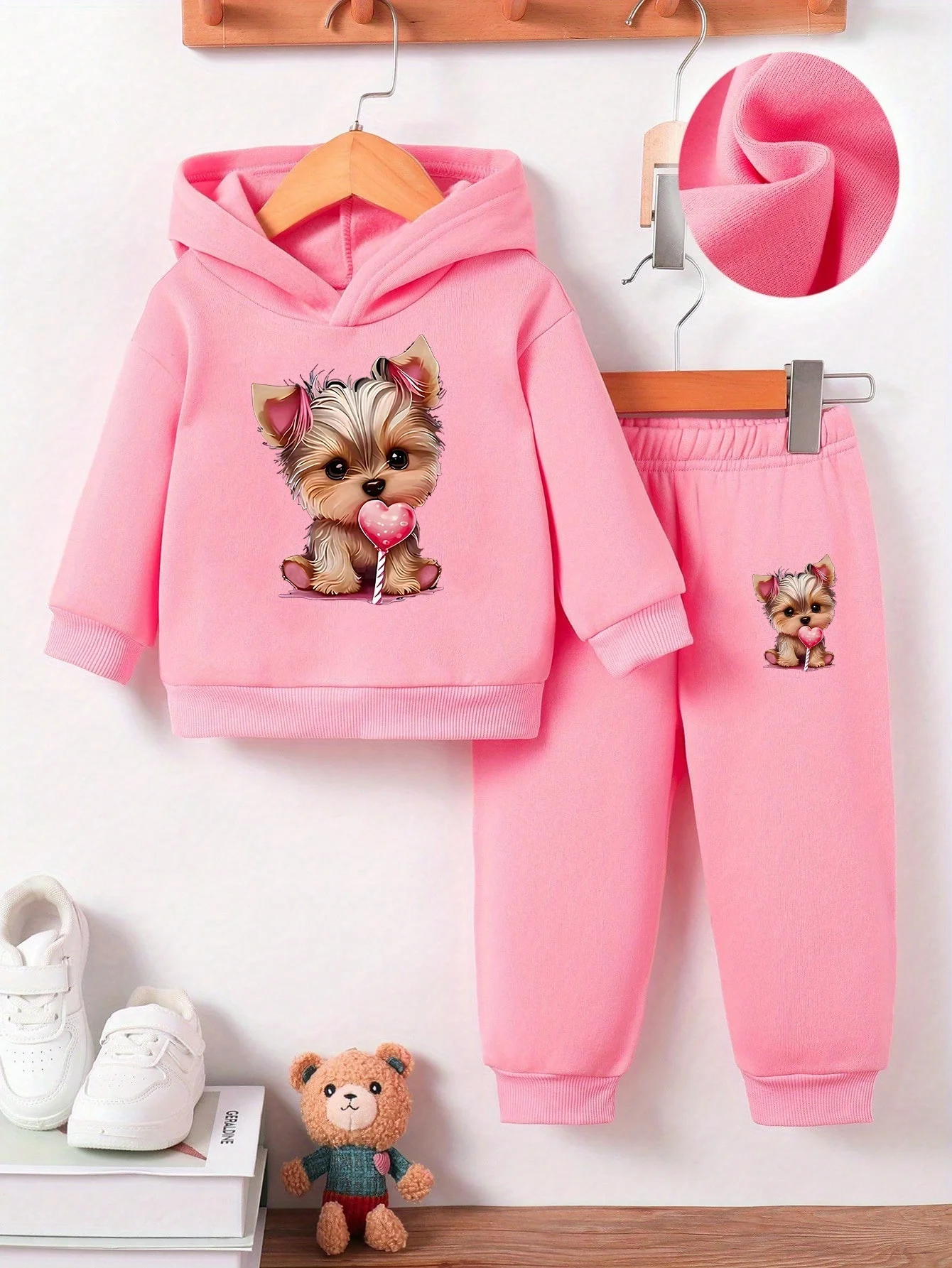 طقم هودي وسروال من الصوف المطبوع بنمط كلب لطيف للفتيات الصغيرات في الخريف والشتاء لحديثي الولادة #5