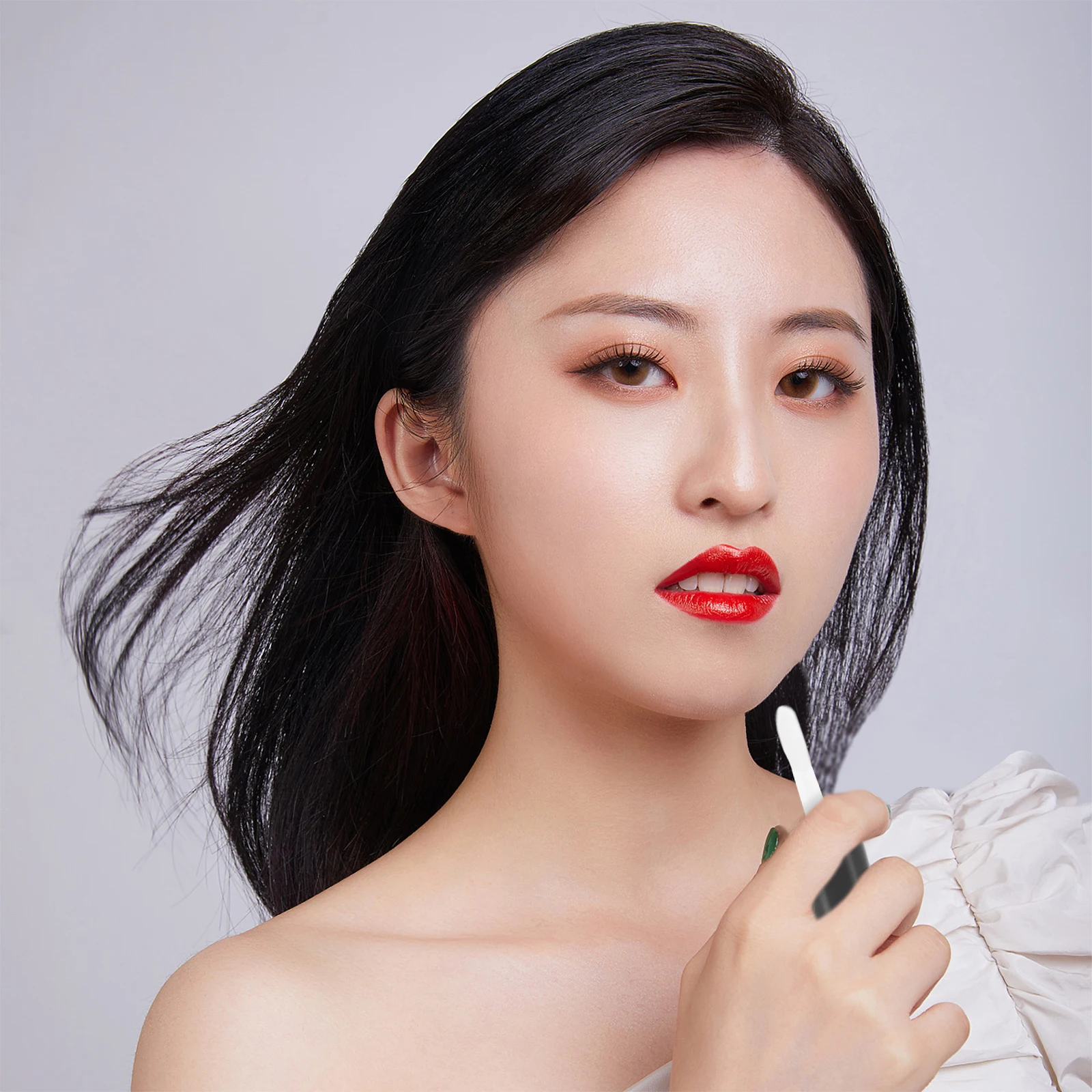 10 szt. Puste tubki na błyszczyk DIY Przenośne, szczelne buteleczki na kolor do ust dla próbnych próbujących samodzielnego tworzenia błyszczyków, dla początkujących, do dzielenia się z przyjaciółmi, pojemniki.