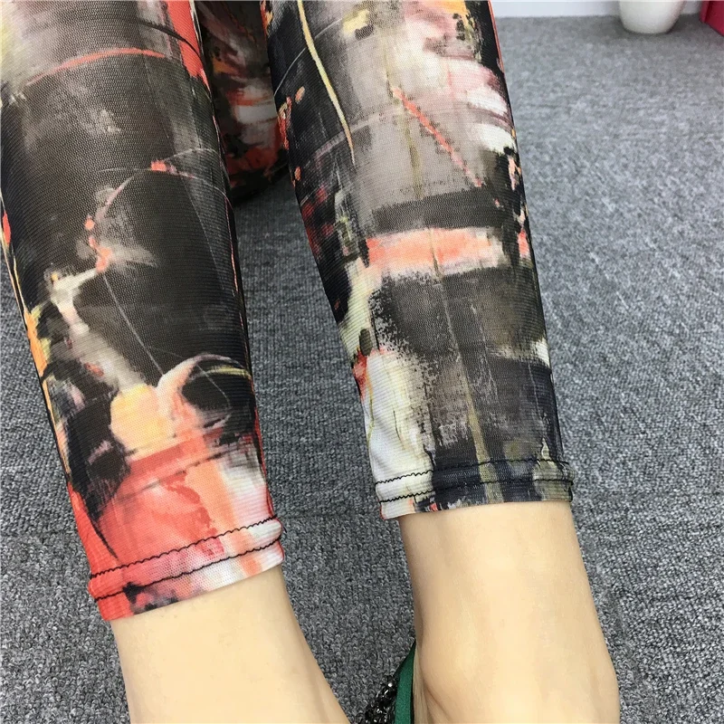 Leggings en maille mince pour femmes, taille haute, élastique, style chinois, imprimé, crème solaire, capris, collants de yoga, pantalons animés, été, 2025