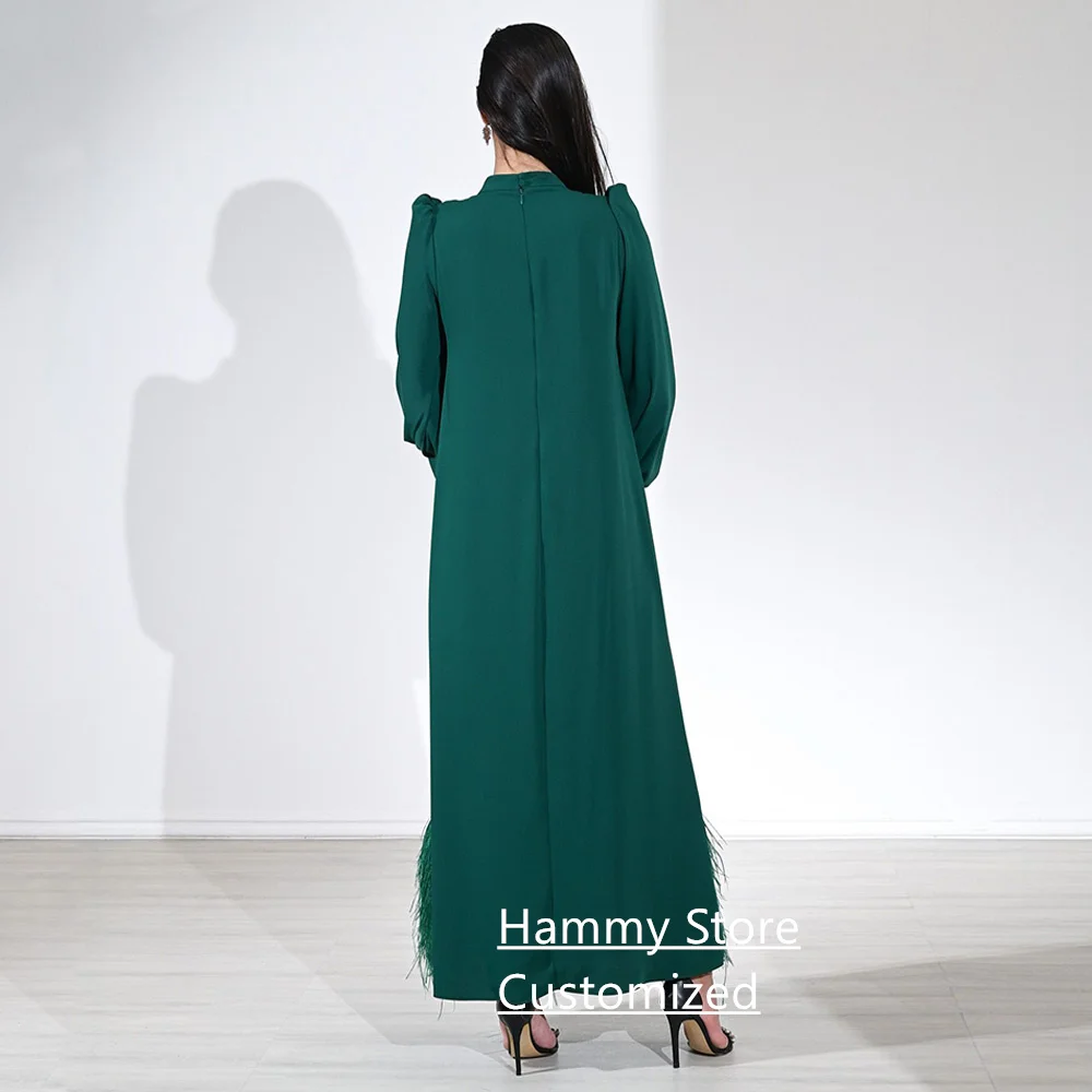 فستان سهرة أخضر أنيق مخصص برقبة عالية وأكمام طويلة مطرز بالريش على شكل حرف A فساتين حفلة موسيقية عربية