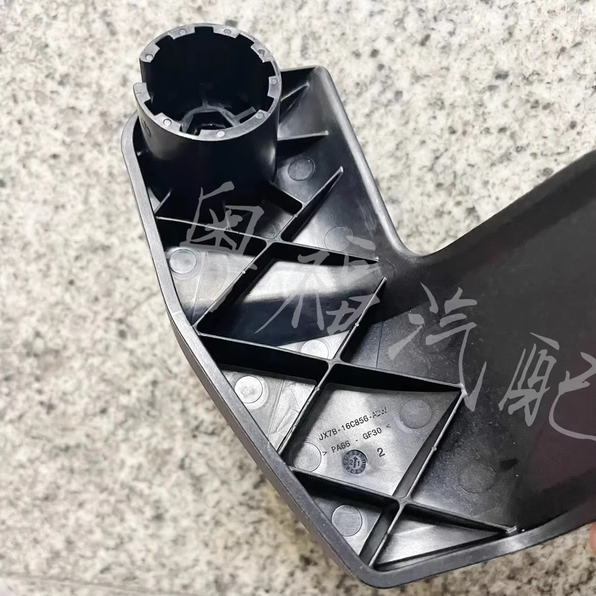 For Ford 2019–2022 Focus Edge Hood Release Handle 3