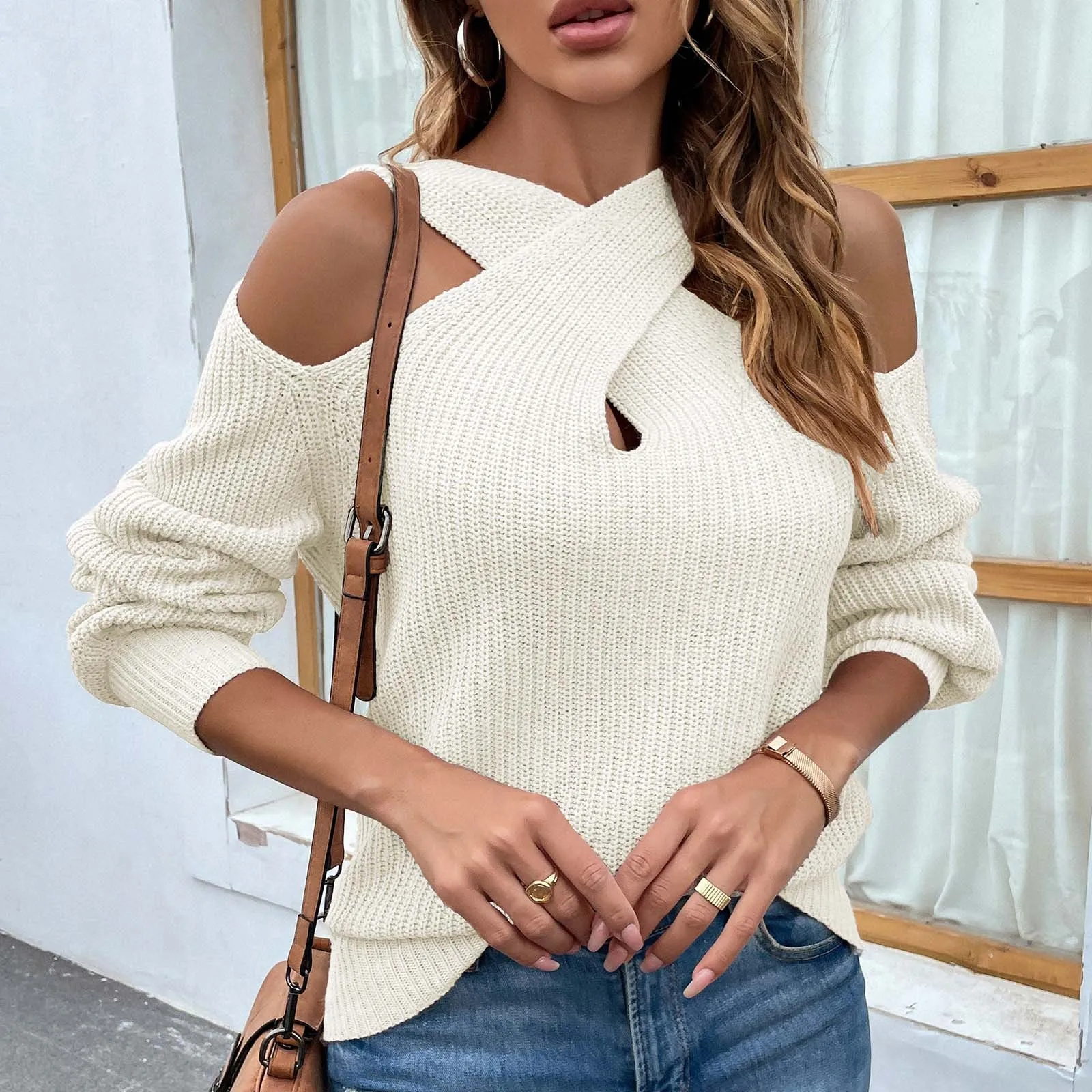 Damesmode Effen Kleur Gebreide Trui Met Gekruiste Hals En Off-The-Shoulder Lantaarnmouwen All-In-One Trendy Comfortabele Trui