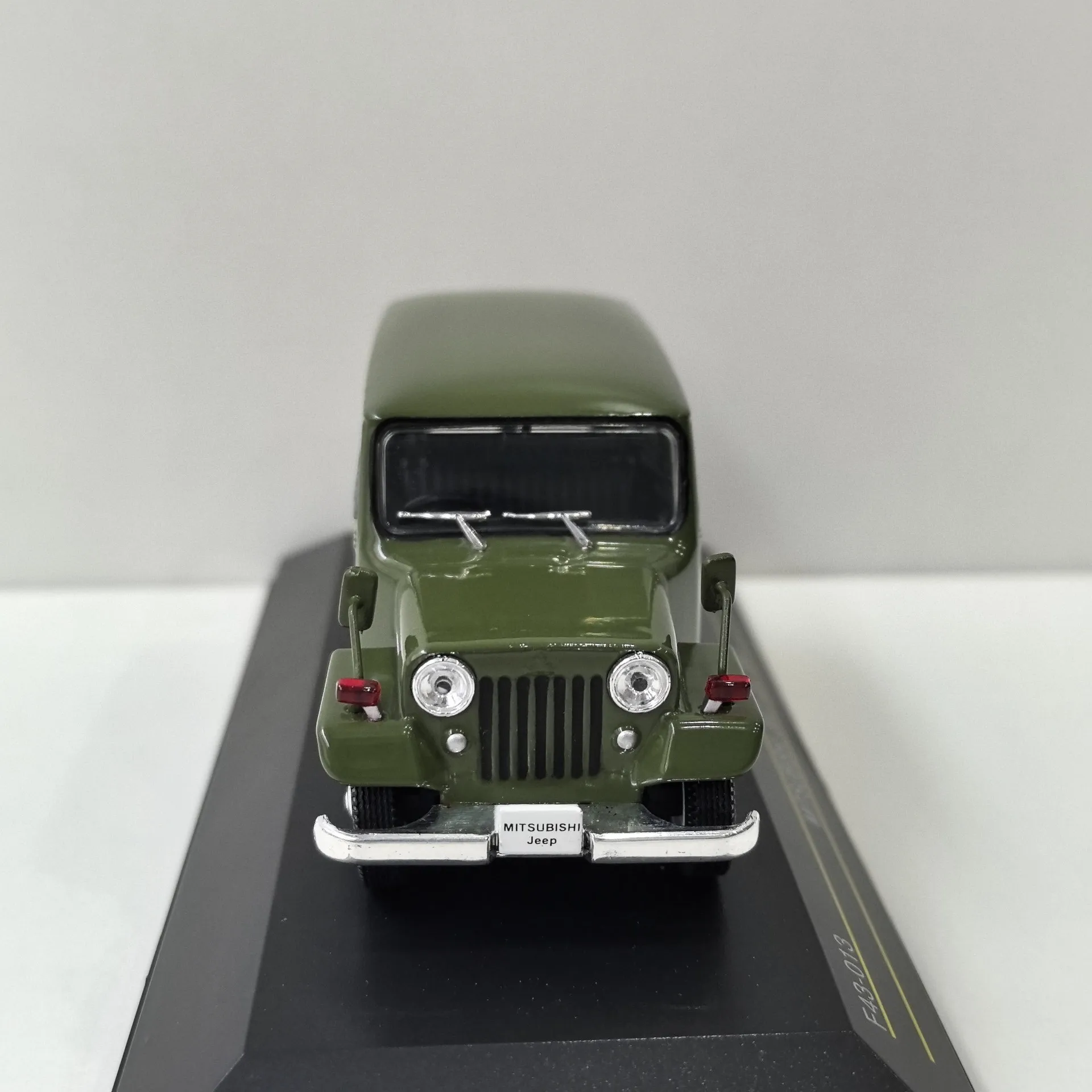 Odlewany model samochodu FIRST 1/43 MITSUBISHI JEEP J30 1961 Mitsubishi Motor, metalowy model kolekcjonerski, zabawka, prezent, pamiątka, do ekspozycji