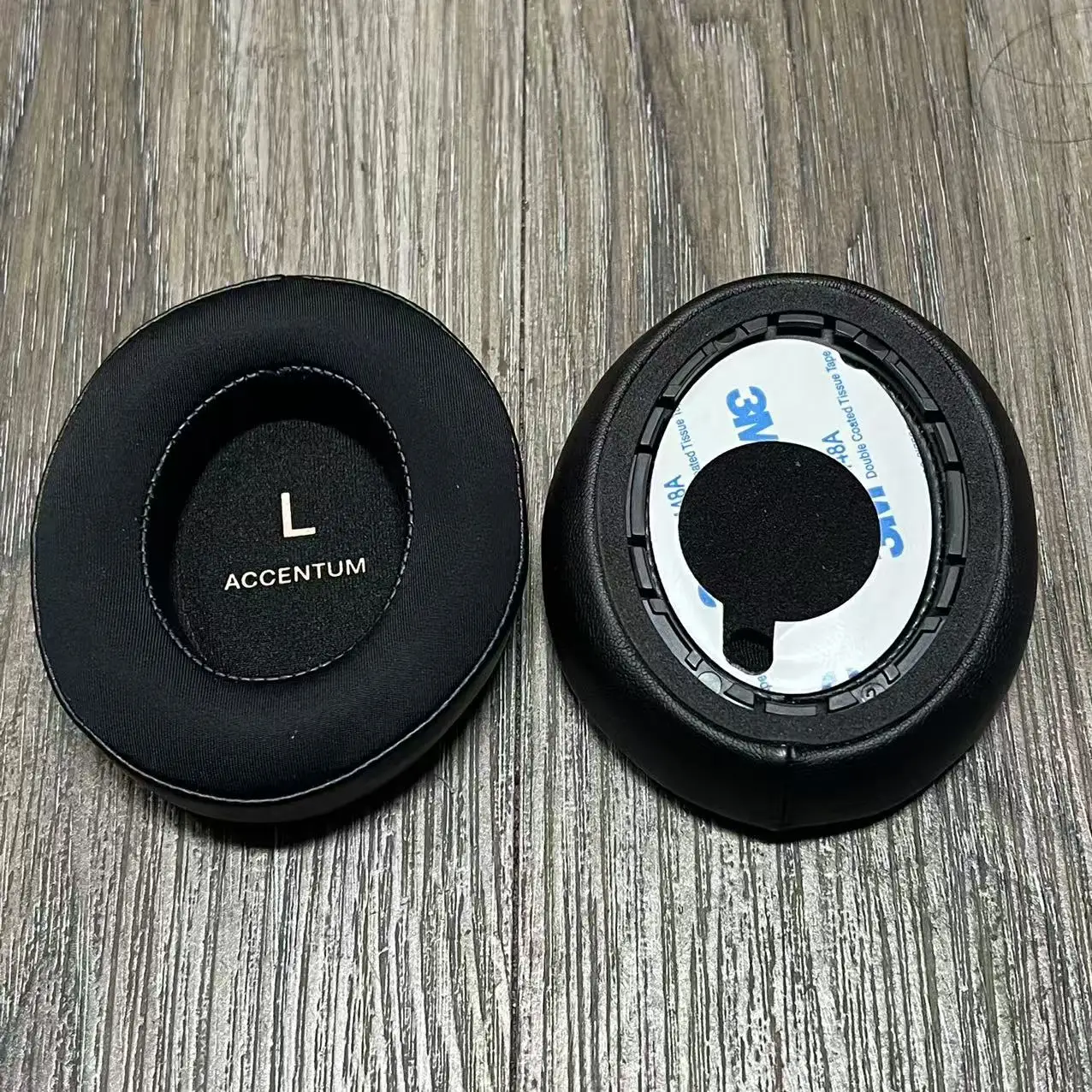 SoloWIT® Cuscinetti Auricolari Di Ricabio per Beats Solo 2 e Solo 3 SoloWIT® Cuscinetti Auricolari Di Ricabio per Beats Solo 2 e Solo 3