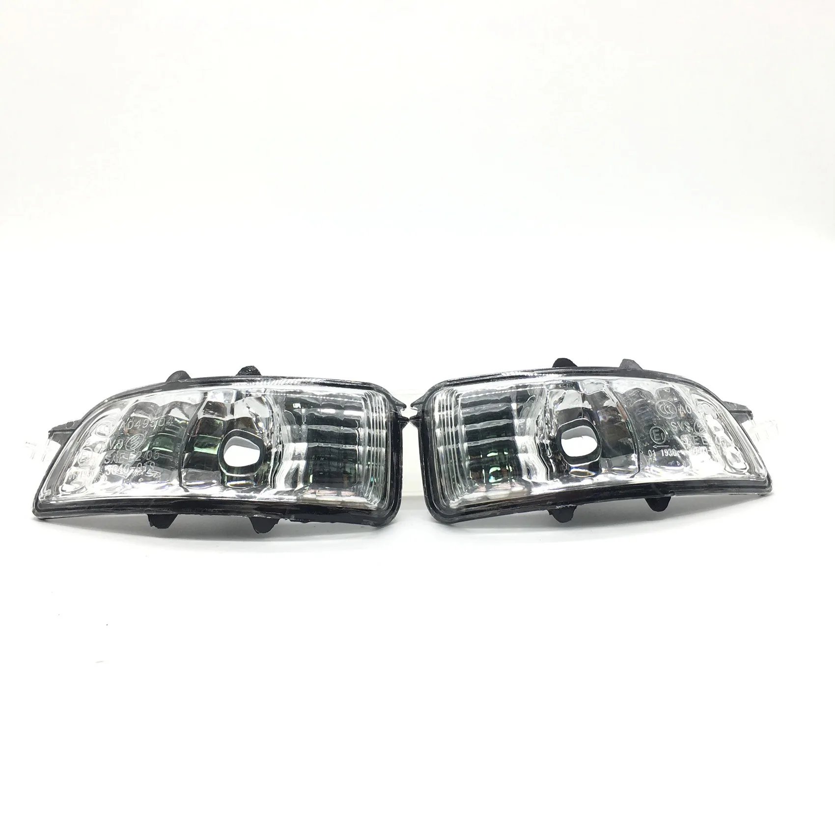 

Practical For Volvo S40 S60 S80 C30 C70 V50 V70 Side Wing Mirror Indicator Turn Signal Light Lamp Lens 31111102 31111090