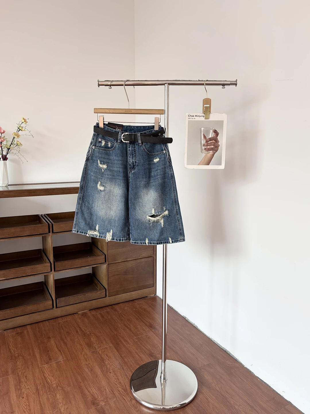 

American Design Retro High Waist Denim Jeans Women's Summer New Loose Wide Leg Five Parts Pants Versatile Hole Punching