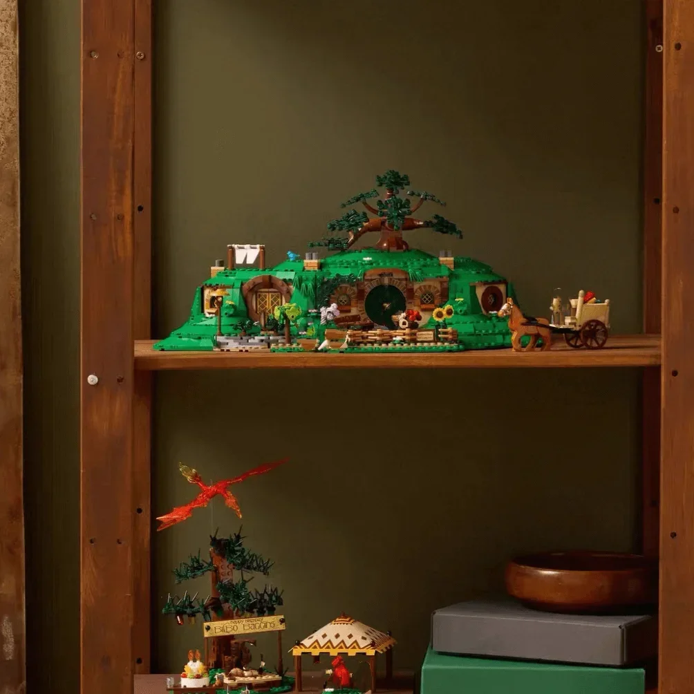 MINISO 2017Pcs New 10354 Shire Model Building Block Set Expert Streetview Architecture Ideas  Bricks  Assembly Toys For Kids