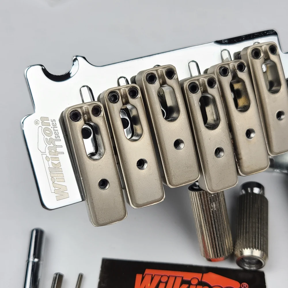 Wilkinson WOV10-cuchillo con licencia, puente de trémolo para guitarra eléctrica ST cromado plateado, con borde tipo 2, punto de poste, doble