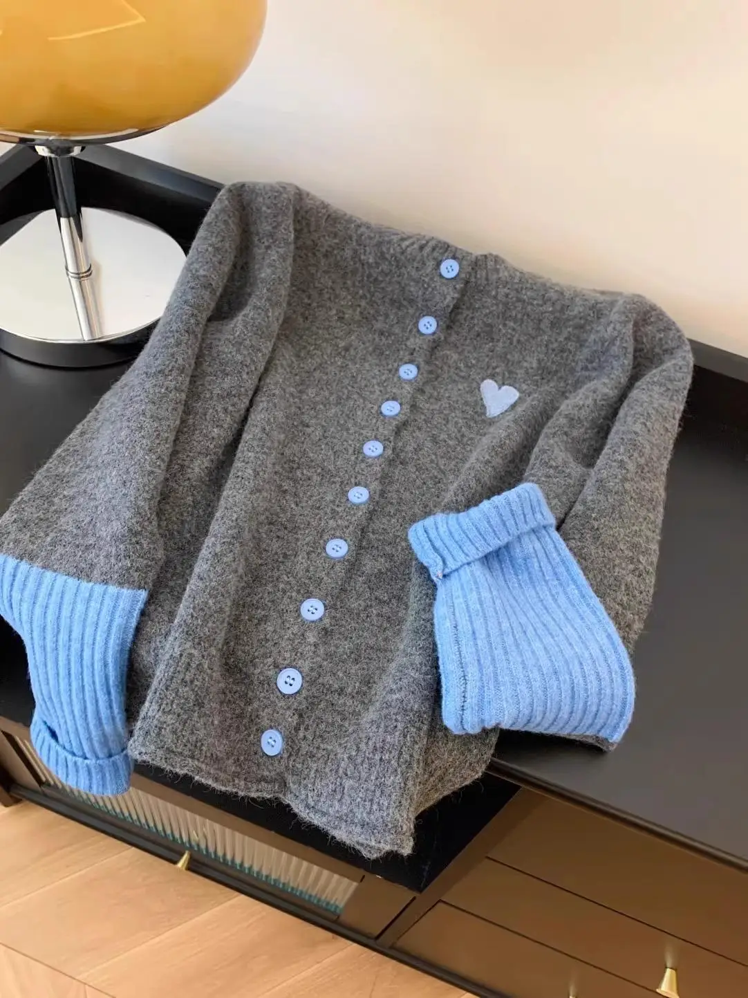 معطف محبوك بلونين متباينين رمادي وأزرق للنساء، تصميم جديد لربيع وخريف، معطف صغير محبوك بأسلوب عتيق يمنح إحساسًا بالانتعاش