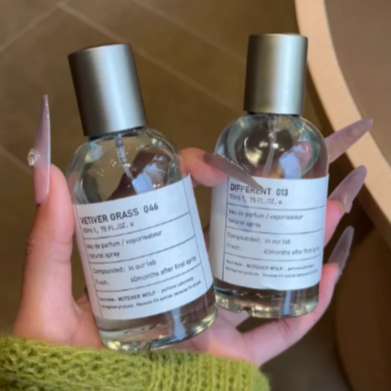 

Premium Unisex Sandalwood Bergamot Eau De Parfum No. 33 Long Lasting Woody Fragrance With Black Tea 100ml Classic Charm Cologne