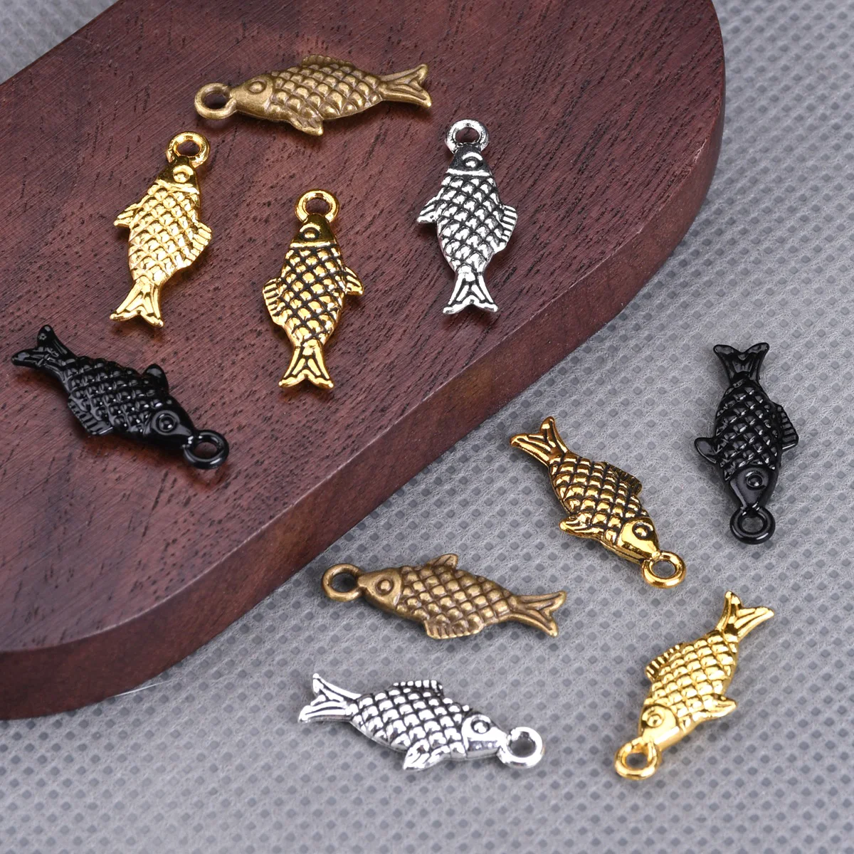 10pcs Fish Shape 20x8mm Gold/Silver/Bronze Color Loose Metal Pendants Beads For Jewelry Making DIY Crafts Findings