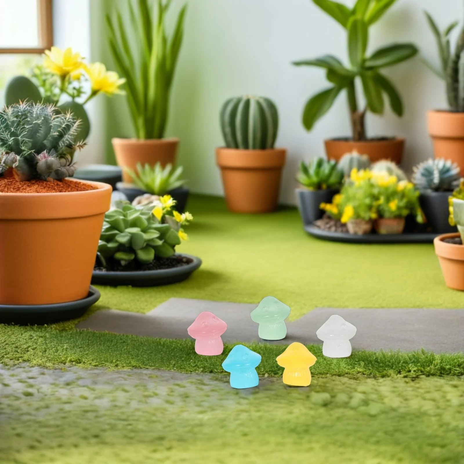 

100 Pcs Resin Luminescent Mushrooms Mini Ornaments Garden Decor Decoration Cute Figurines Glowing Sculpture Fake