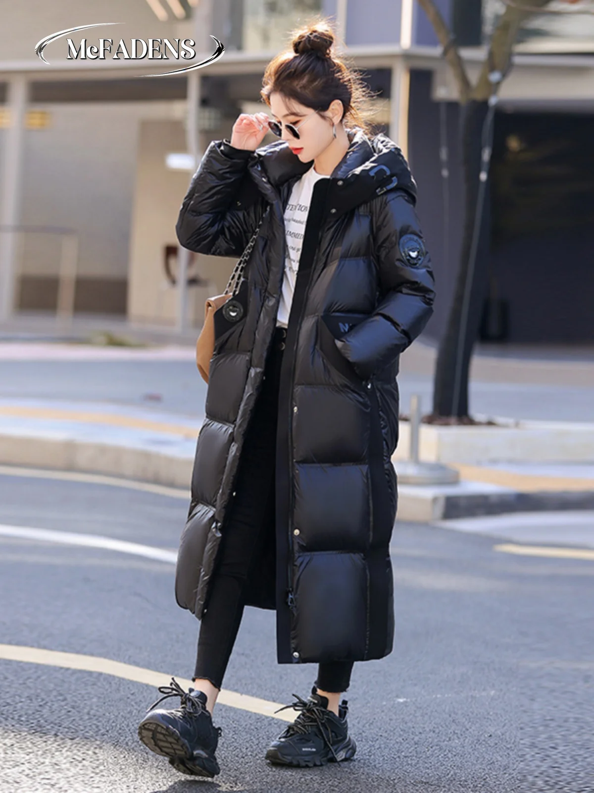 

Hong Kong Euro Winter New Long Over-Knee Thick Warm High-End 90 White Duck down Black Gold down Jacket Outerwear Casual Style