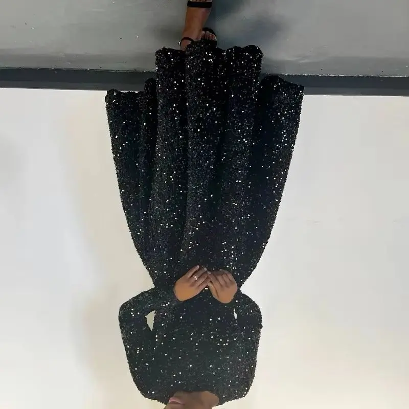 

Новое женское платье миди с круглым вырезом, длинными рукавами, однотонное, с пайетками, с завышенной талией, элегантное и лаконичное.