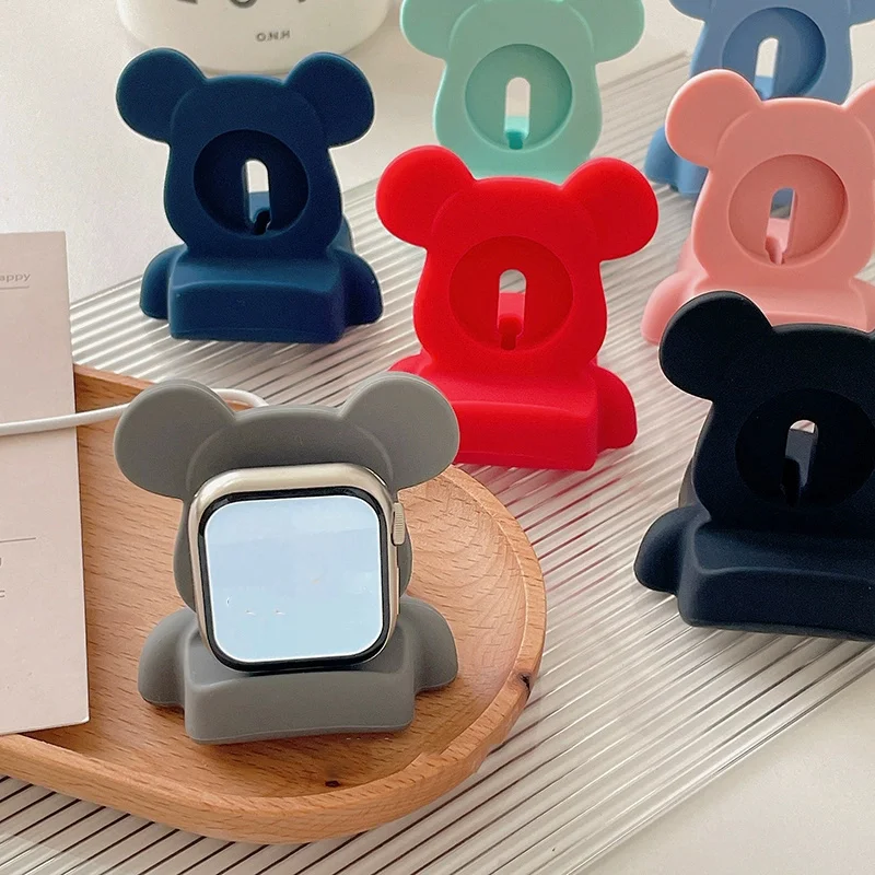 Silicone Charger Stand For Apple Watch Serie 10 8 9 7 6 SE 5 4 For Iwatch Cartoon Cute Candy Color Bear Charging Desktop Holder