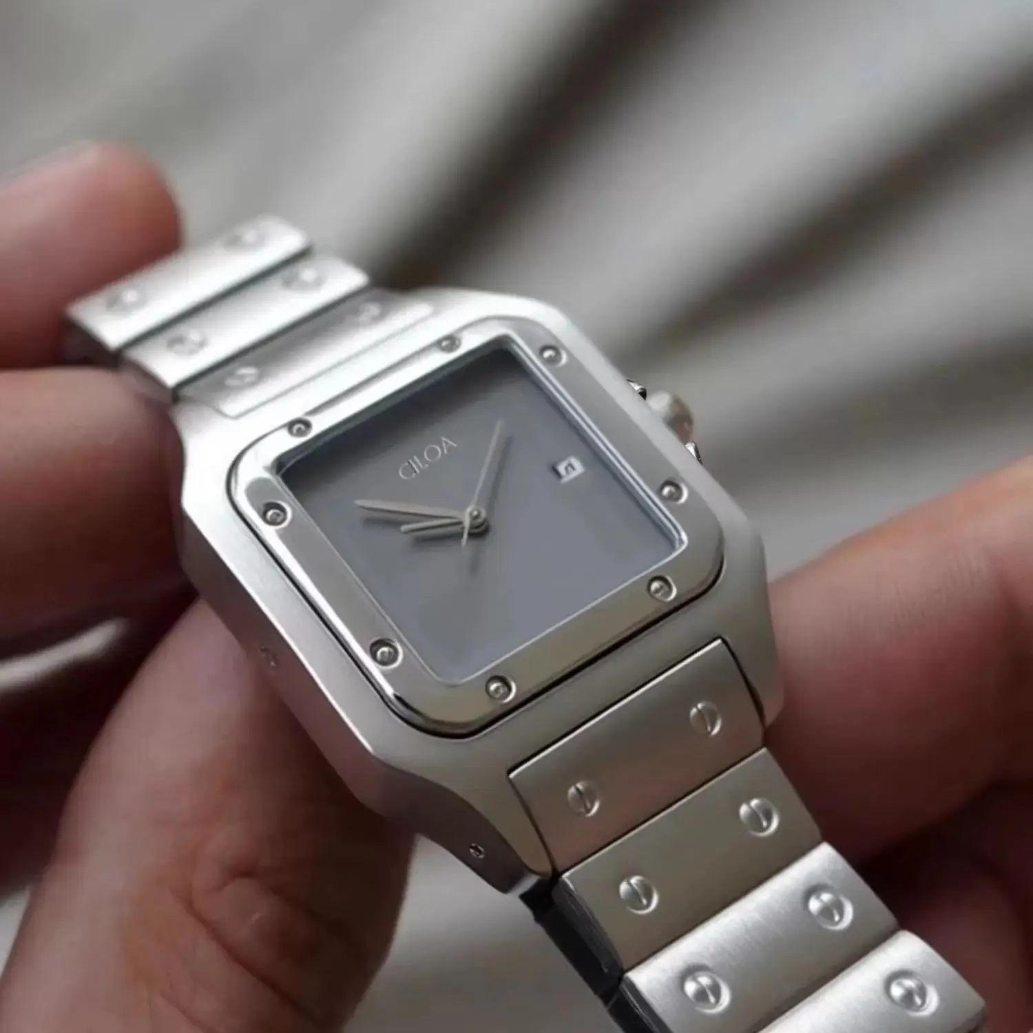 Thumbnail 2 - #66 Low Price Slim Quartz Watches Deals