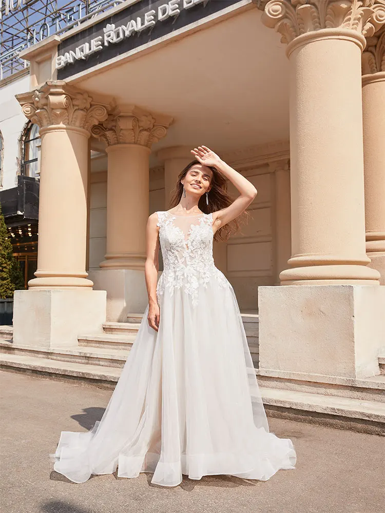 Gaun pengantin renda elegan 2024 gaun pesta pengantin applique Tulle panjang leher bulat tanpa lengan A Line