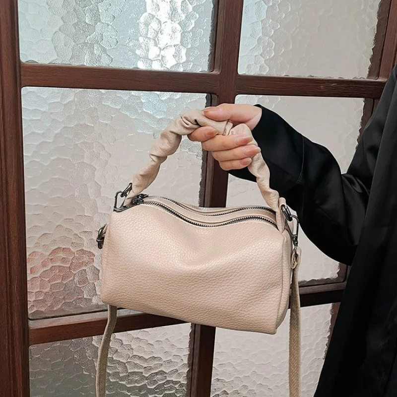 

Повседневная шикарная сумка 2025 года, новая женская роскошная брендовая кожаная большая сумка известного дизайнера, популярная винтажная повседневная сумка ​