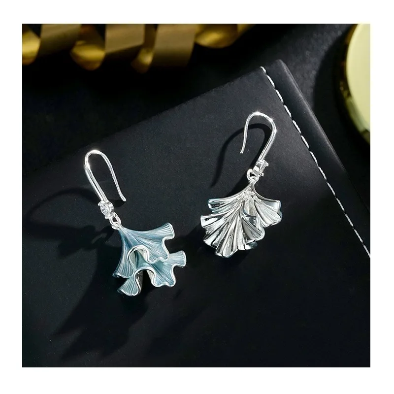 

New Blue Oil Drop Folded Ginkgo Biloba Ear Hook Daily Commuter Versatile Premium Earrings Earrings