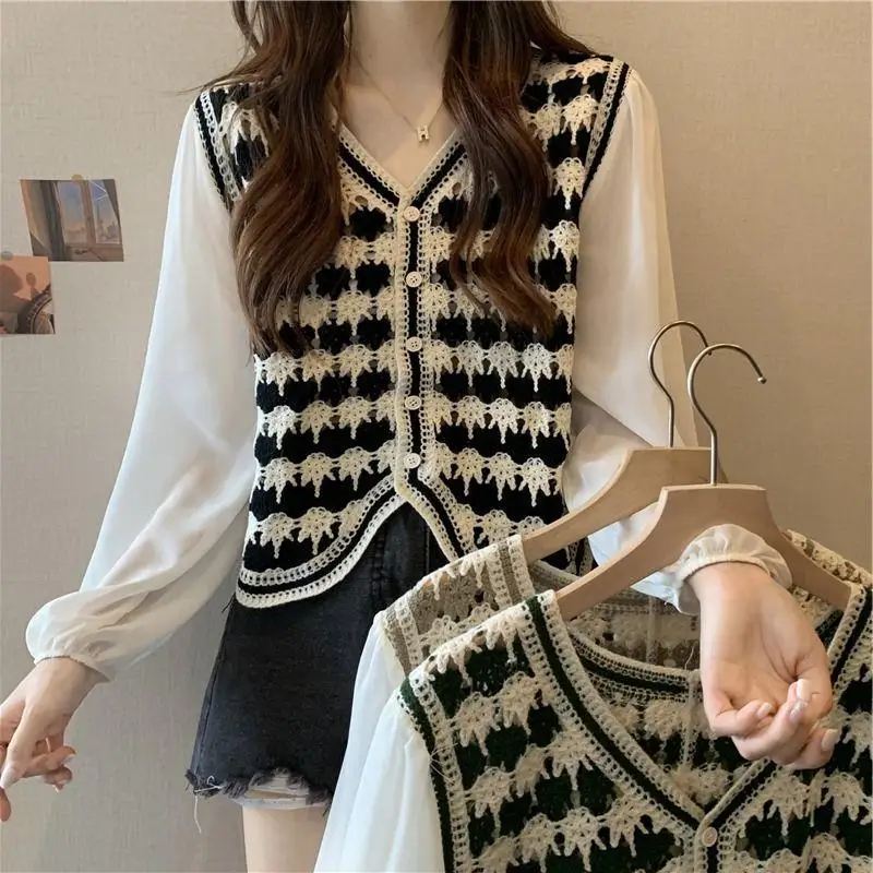 Boring Honey Spring Autumn New Hollow Long-Sleeved Shirt Fashion Stitching Chiffon Retro T-Shirt V-Neck All-Match Slim Top Woman