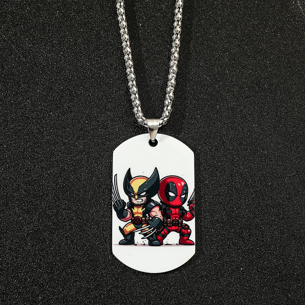 Disney Marvel Deadpool i Wolverine Naszyjnik Moda Deadpool DIY Wisiorek Naszyjnik Superbohater Wolverine Plecak Akcesoria podróżne