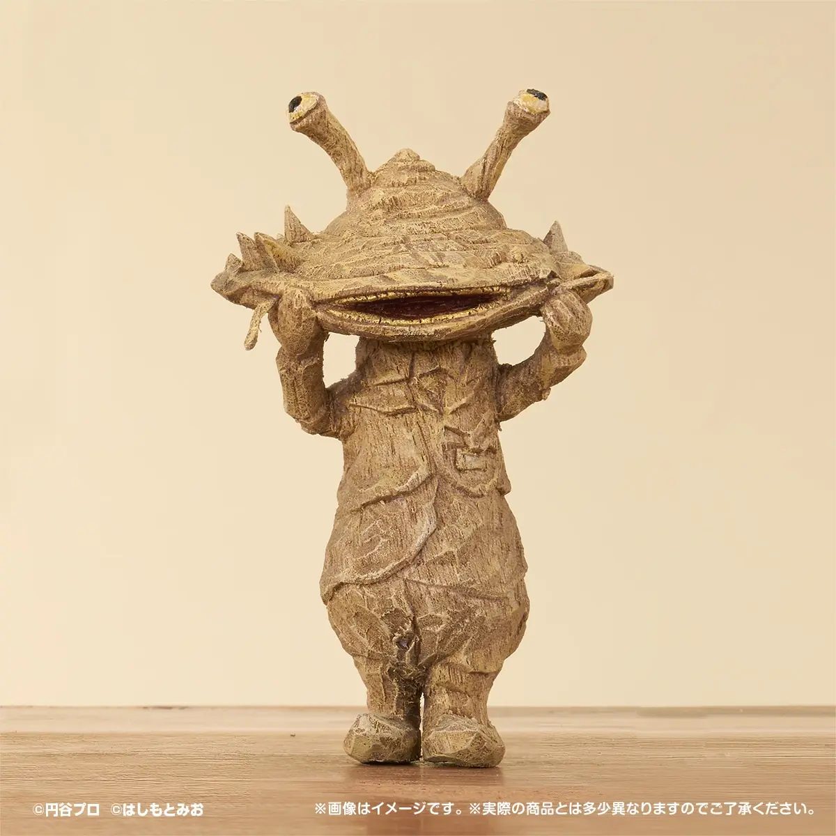 Bandai Ultraman Mostro in legno Intaglio Eleking Zetton Action Figures Modello Ornamento Gashapon Ball Ufficiale Genuino