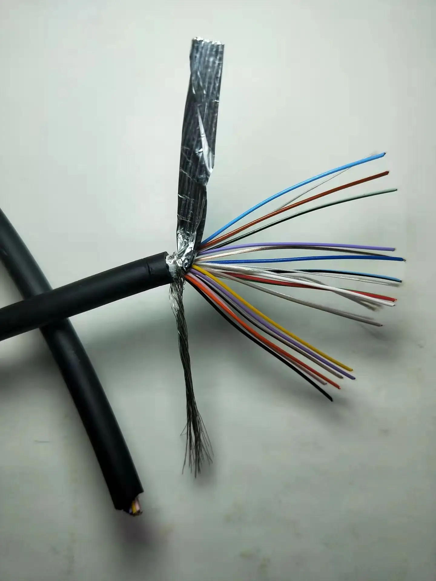 

Пружинный провод для электронного рулевого колеса, 16-жильный, с защитой от помех, с ЧПУ, 18 ядер, 21 ядер, 14